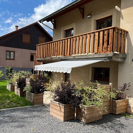 Gite Les Eglantines Rez-De-Jardin Gerardmer Bagian luar foto